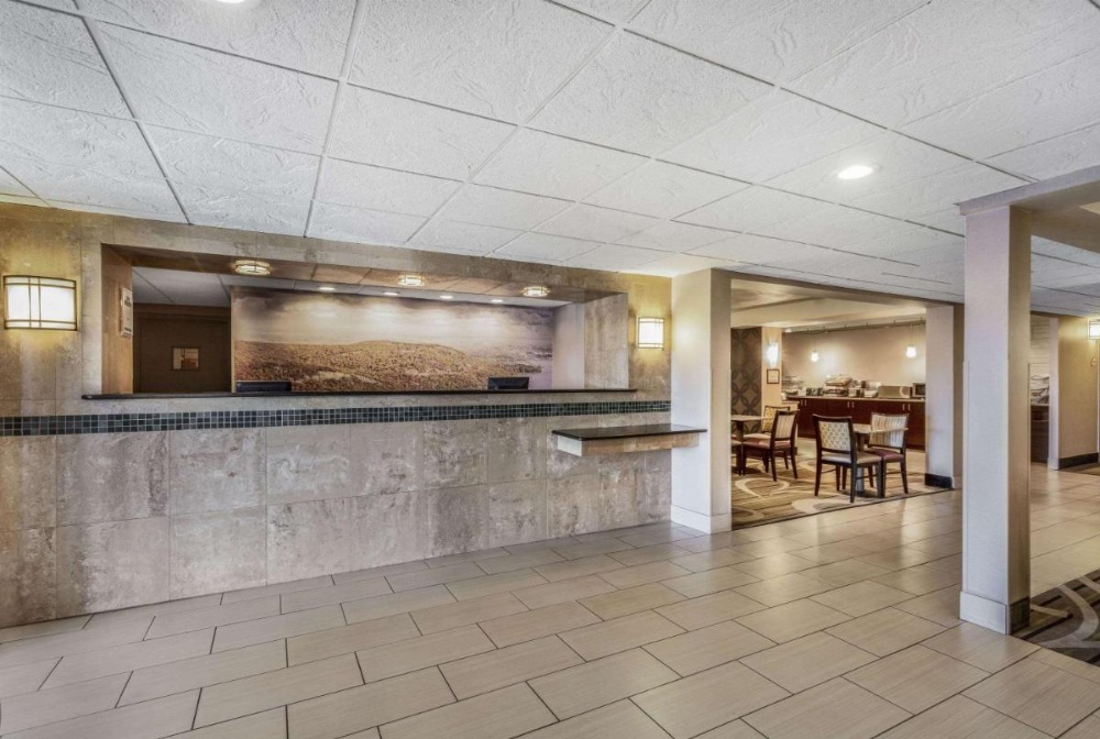 La Quinta Inn & Suites by Wyndham Binghamton - Johnson City Image 39