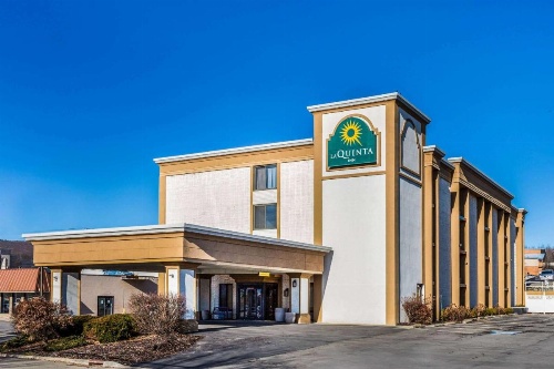La Quinta Inn & Suites by Wyndham Binghamton - Johnson City image 46